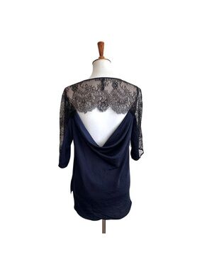 BCBG Vintage Y2K Navy Lace Cowl Back Blouse Lace Sleeve Size Medium
